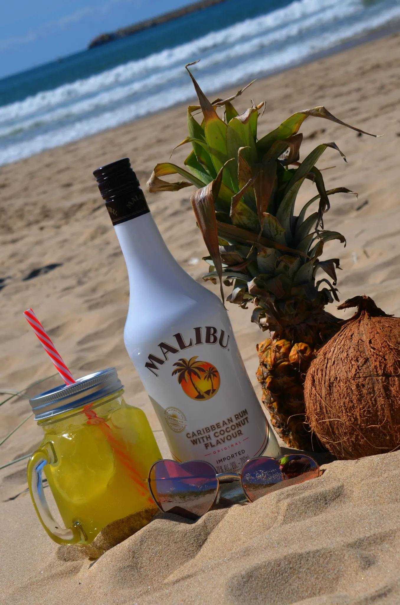 Delicious Banana Rum Cocktail Recipe: A Tropical Paradise in a Glass